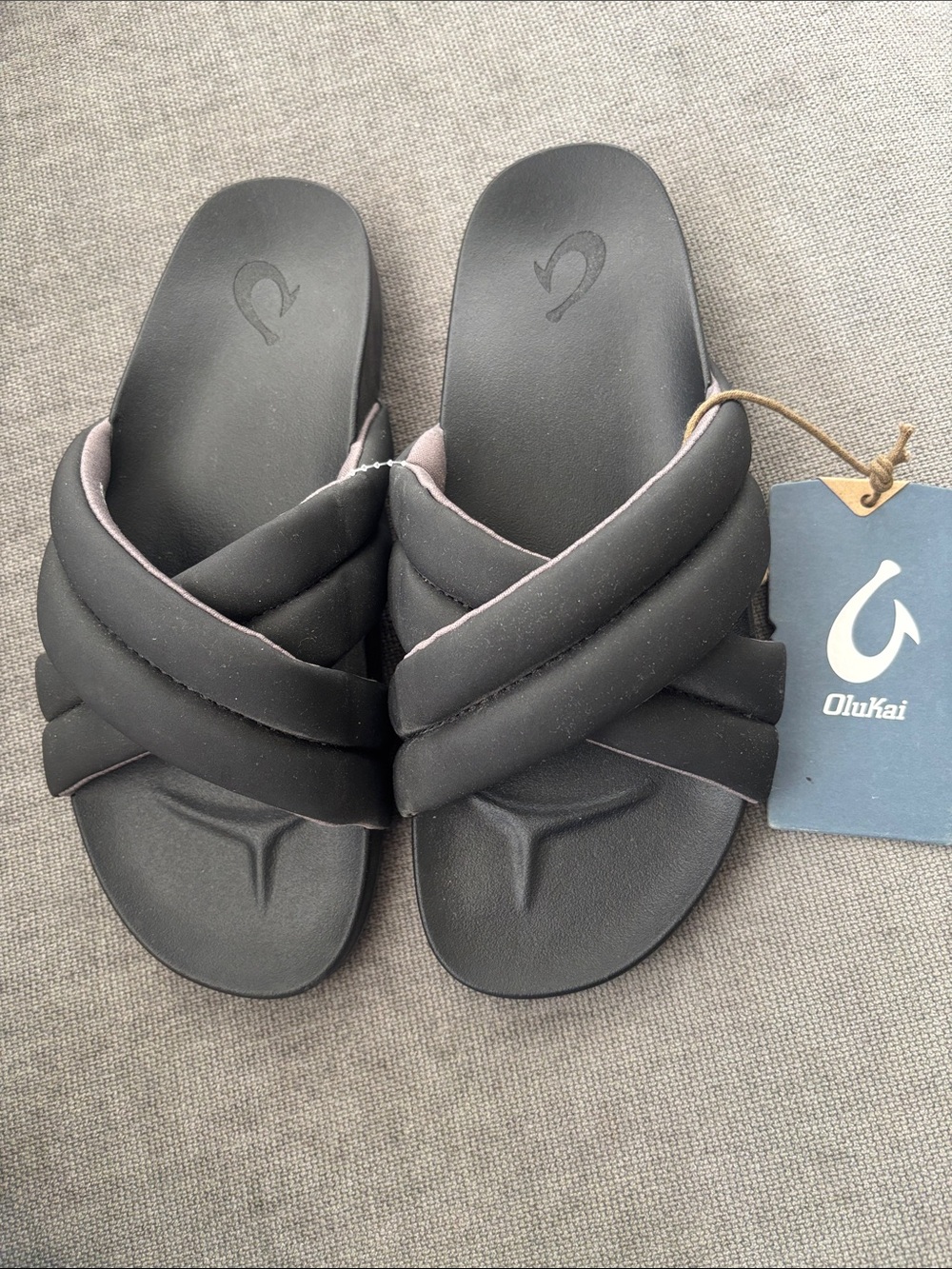 OluKai Black Crossband Slide Sandals